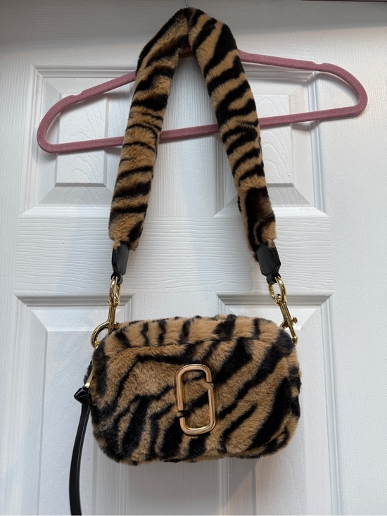 Marc Jacobs Handbags - Marc Jacobs Snapshot Faux Fur Tiger